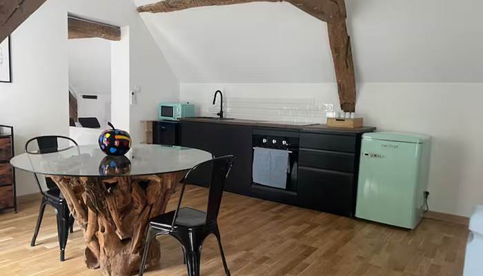 2daa10d2-b18c-415e-9ee2-45011460c89f