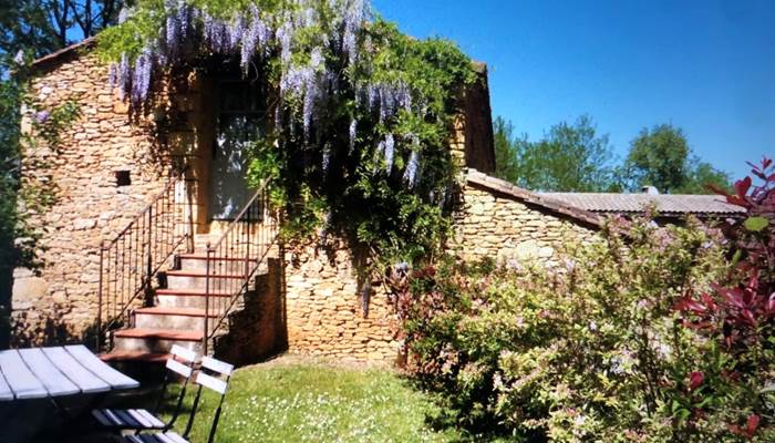 Le gîte le studio et sa terrasse/jardin privative