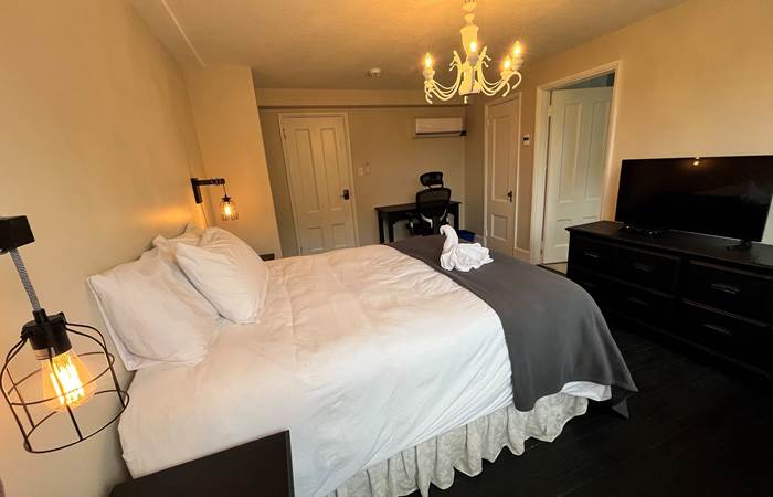 2D1D722C-F73F-455E-A4E9-9E6F1F51E9DF