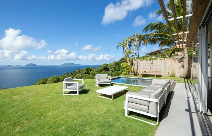 Vue sur les Saintes et la Dominique