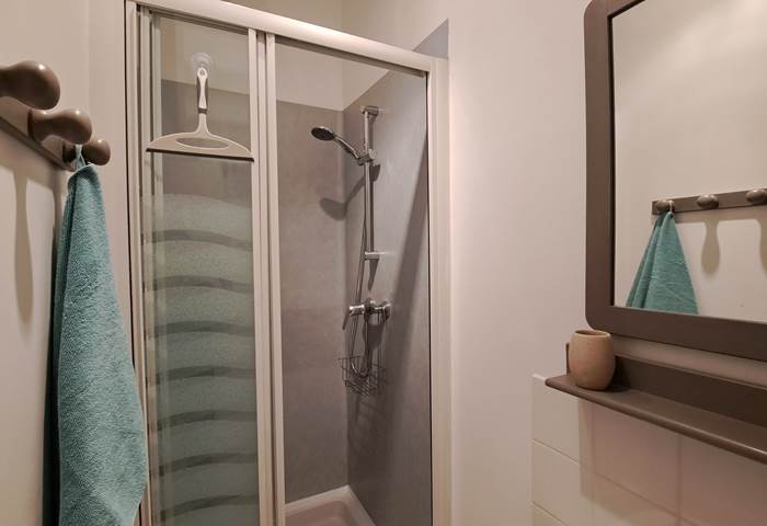 Locations de vacances Clos de la Fontaine Dinard douche du 3