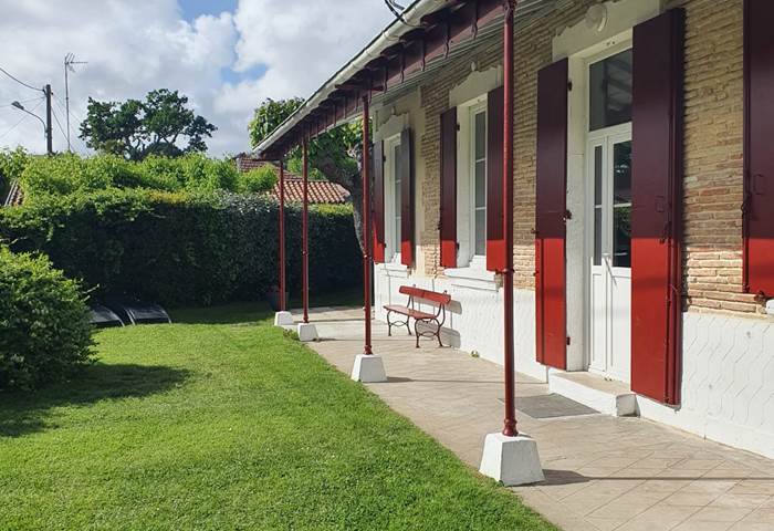 Villa Florian et son jardin cloturé