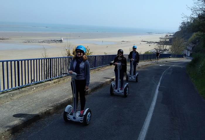 Remontée de la plage des Godelins . 04/2019