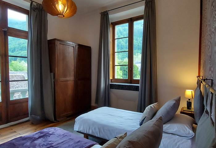 Portillon bedroom set up as twin beds - 1st floor