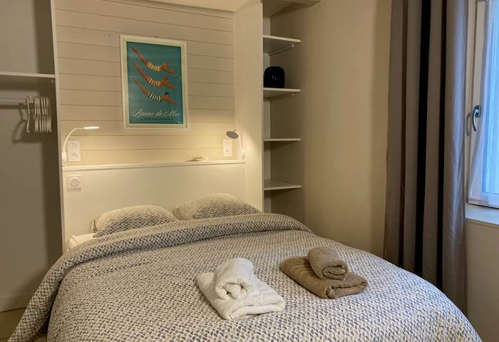 Chambre #2 RDC - 10 m², 1 lit, 2 personnes
