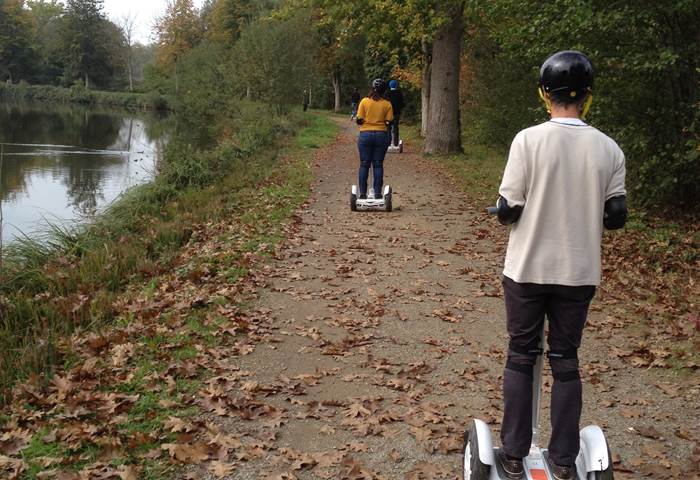 Equpe de pilotes bords de canal entre Saint Grégoire et Betton.