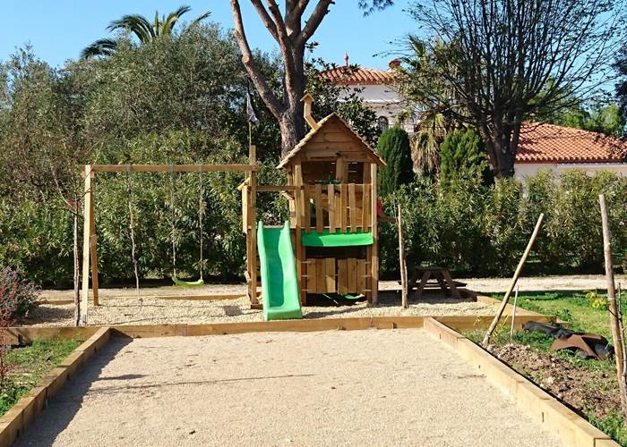 aire de jeux enfants du Mas Picton