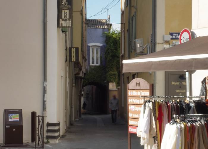 Isle sur la Sorgue, les ruelles paisibles de la petite Venise de Provence