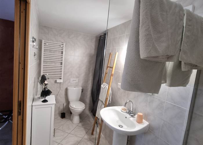 Salle d'eau + serviettes 2