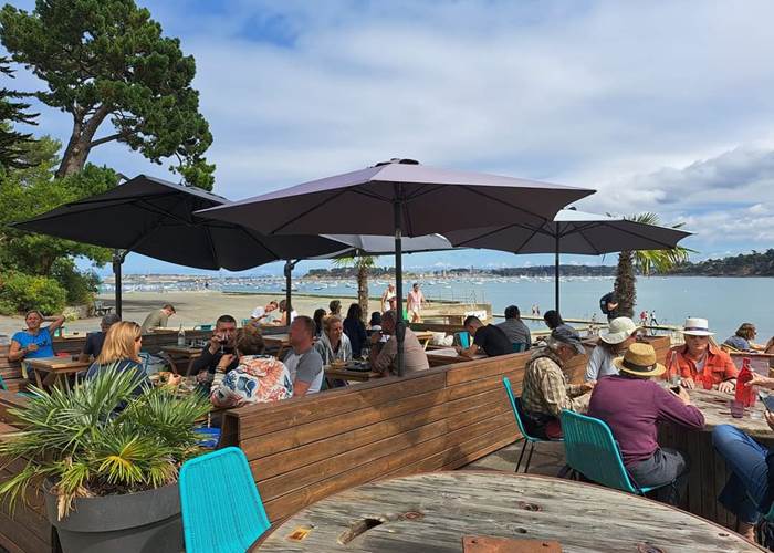 Le Carthagene à 200m du Clos de la Fontaine