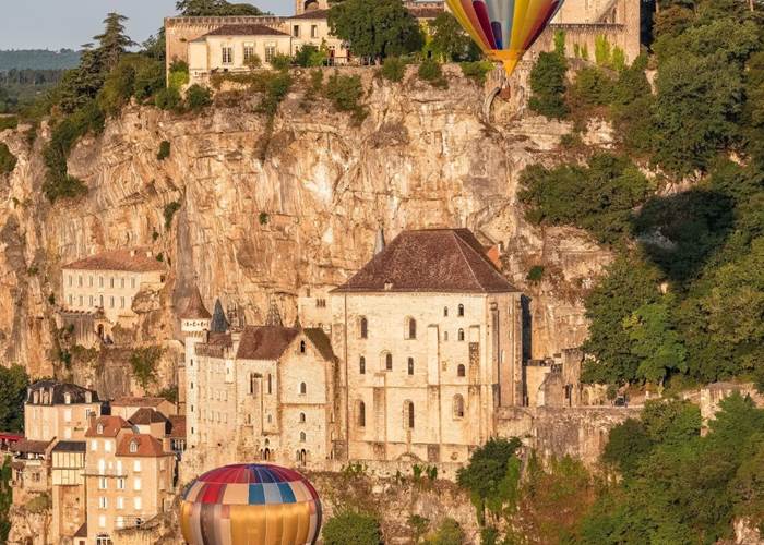 Décollage de montgolfières à Rocamadour Lot Tourisme - Teddy Verneuil 180816-083936
