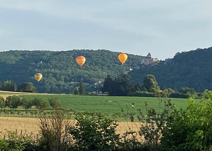 Envol des montgolfières en Castelnaud et Beynac
