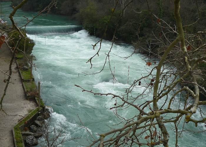 La_Sorgue_à_Fontaine_de_Vaucluse