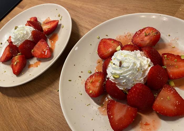 L'AUBERGE DU RANC : fraises chantilly