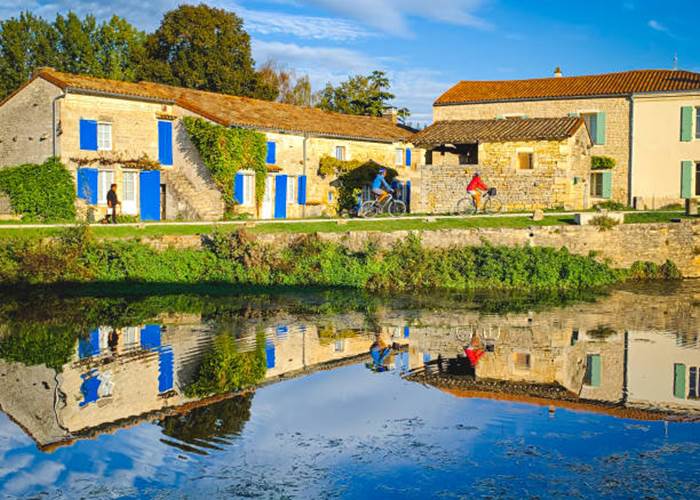 Marais Poitevin-Coulon-Magné-Chambre d'hotes