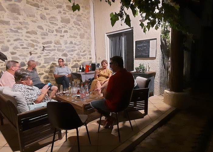 Explication de la vinification par un vigneron...