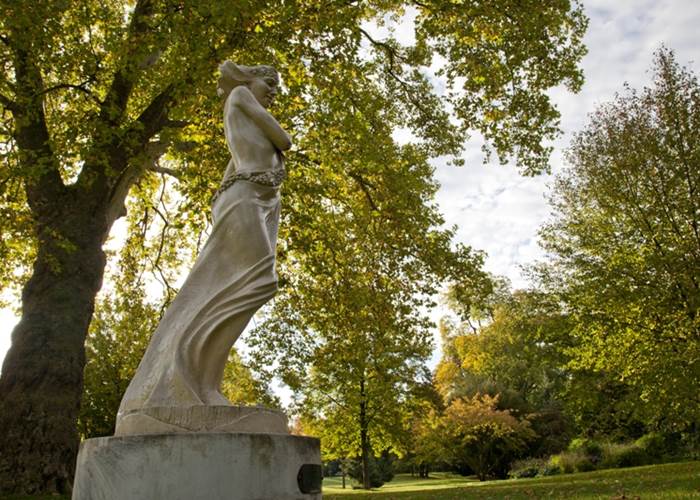 petit-jard-chalons-statue
