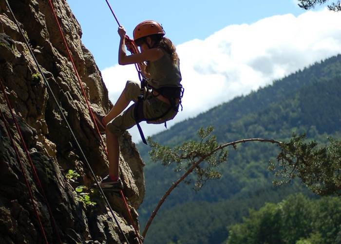 Les Chalets de la Margeride: Site d'escalade du Malzieu
