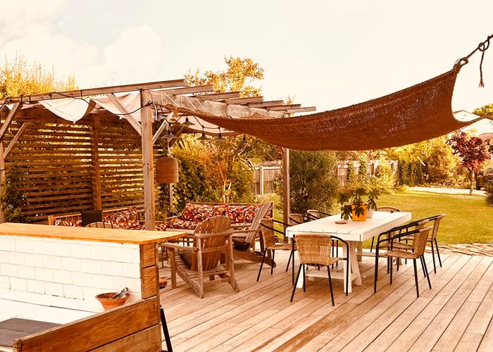 L’espace mini bar et la plancha au gaz