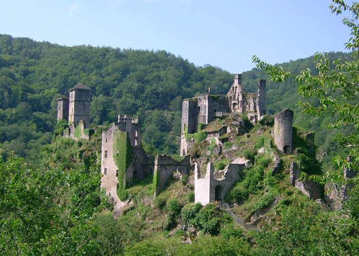 Les Tours de merle, magique forteresse médiévale