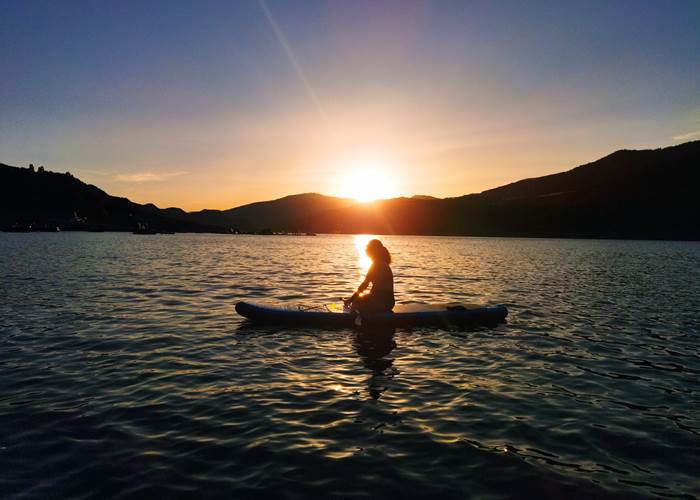 Paddle au coucher du soleil-page