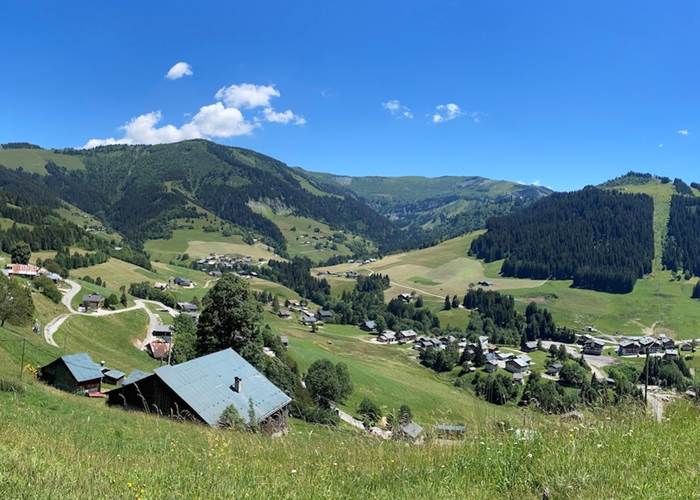 Vue panoramique depuis le chalet Lachat