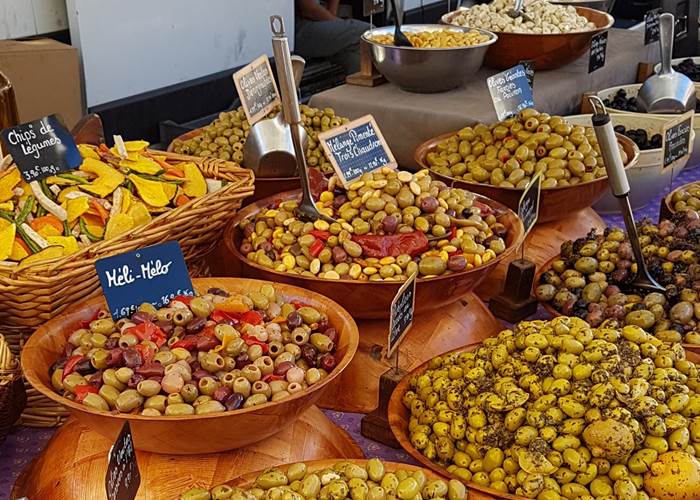Marché aux olives