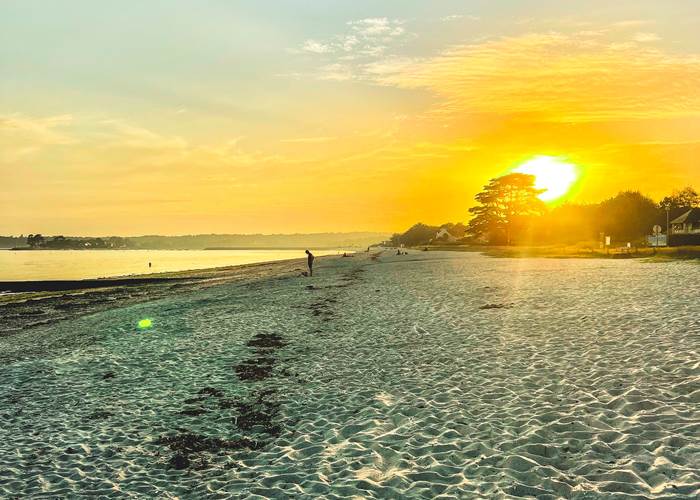 Coucher de soleil sur la plage de Kerleven La Forêt-Fouesnant