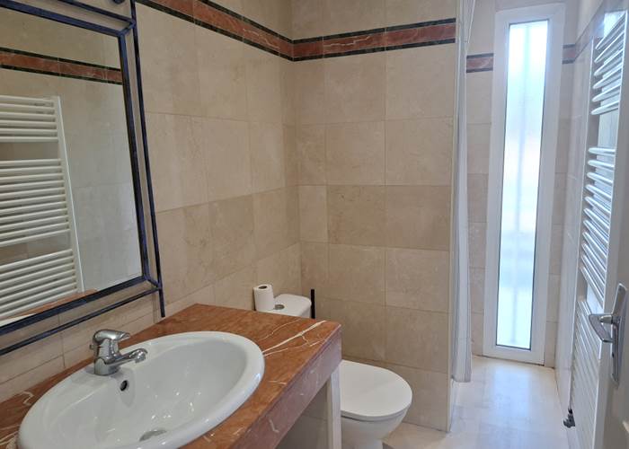 Salle de bain miroir villa