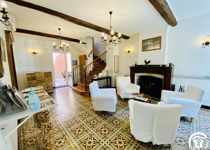 Coin salon chambre d'hôtes Le Coq du Nord-Mailhac