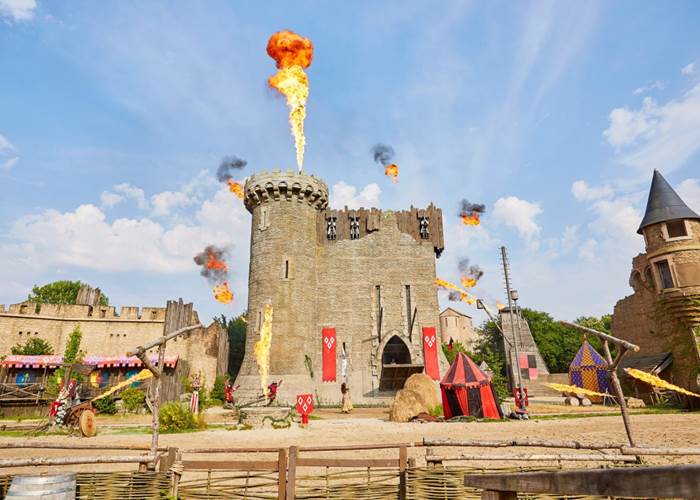 Puy du Fou 25 min gite de charme le quatre feuilles montournais