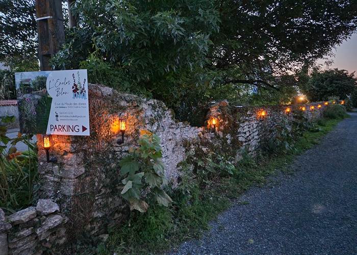 Entrée sur l'Enclos bleu