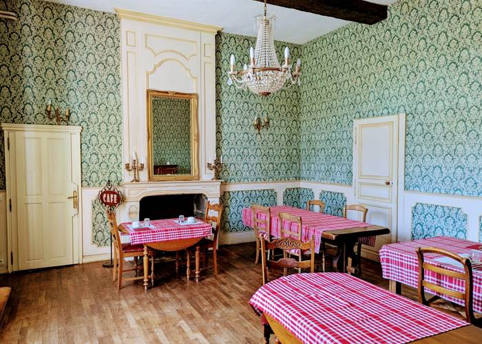 Breakfasts  room Domaine de launay blot