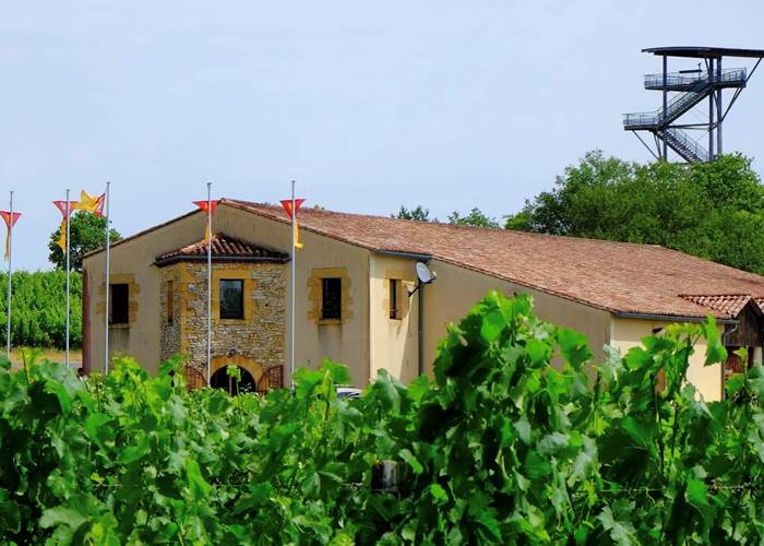 Chai et Tour panoramique de Moncalou