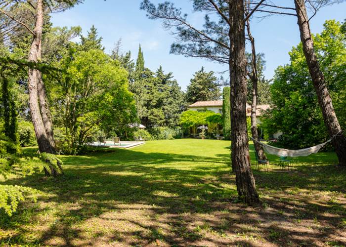Détente dans le Parc de la Villa Oustal