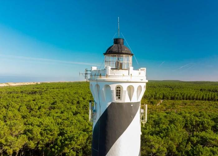 Le phare de Contis.