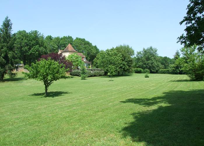 parc-chambres-dhotes-dordogne-feuillantines