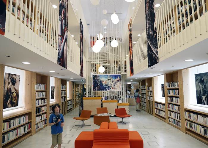 Bruno Wagner, Yayashin, Exposition à la bibliothèque de Gourdon, Graphiste & Illustrateur de Fantasy