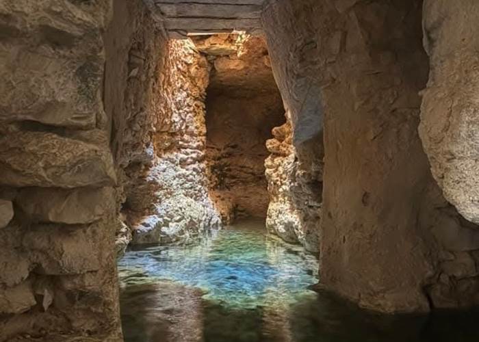 La source ARBHALOU