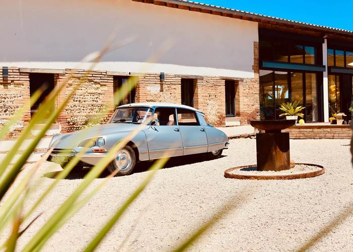 gîte, location de vacances, hébergement touristique, séjour, nuitée, maison de vacances, Lias, Bonrepose-sur-l'Aussonnelle, 32, Occitane, GERS, proche de forêt, centre-ville, pleine campagne, wifi, fibre optique, piscine jardin clos, terrasse, parking gratuit, cuisine équipée, barbecue, cheminée, climatisation, draps fournis, lave-linge, TV, Famille, groupe, grande capacité, 40 couchages, enfants bienvenus, séminaire, cousinade, randonneurs, amis, terrain de rugby, écrin d'amour , charme, authentique, luxe, insolite, calme, détente, nature, éco-responsable, durable, rénové, ancien, vue panoramique, atypique