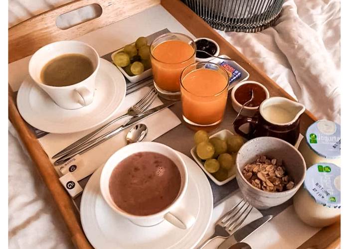 Possibilité de prendre le petit déjeuner, en chambres d'hôtes
