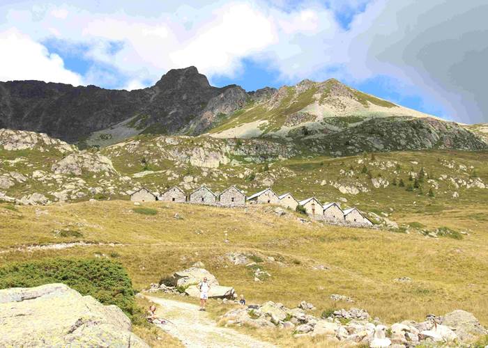 Randonnée / hike : chalet de Loriaz (departure from the residence)