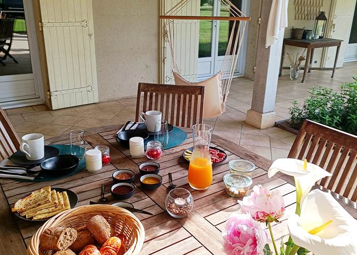 Gîtes, chambre d'hôtes et table d'hôtes gastronomique à Casteljaloux Lot et Garonne, piscine, jacuzzi et spa