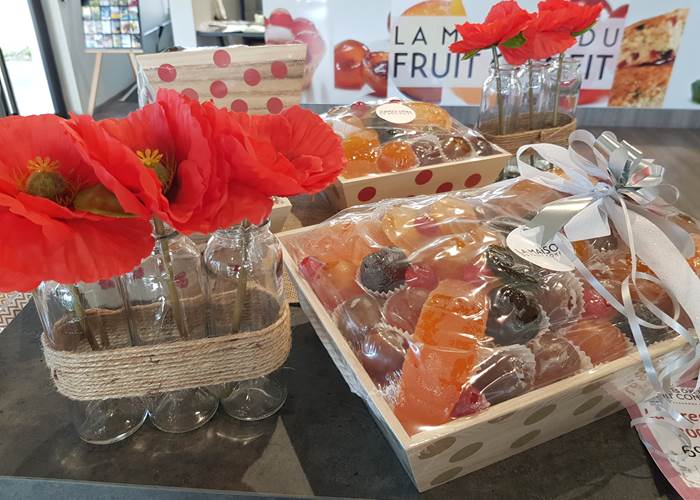 La maison du fruit confit, dégustation et vente de chocolats et fruits confits