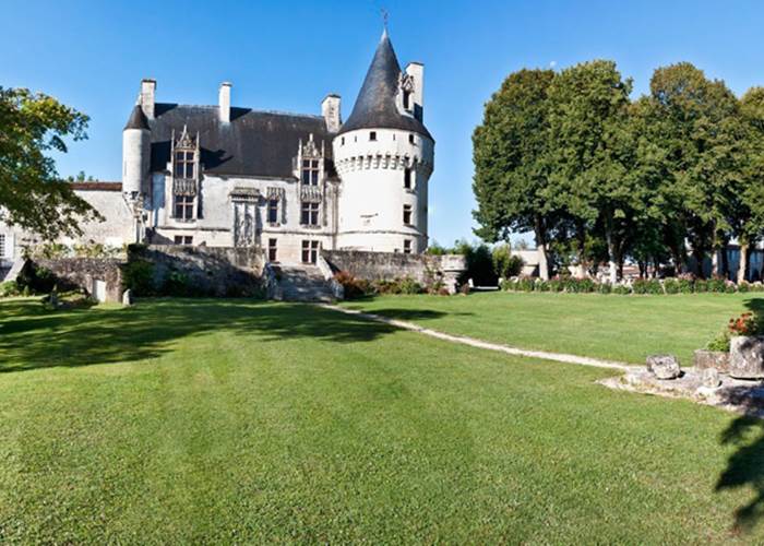 Le chateau de Crazannes