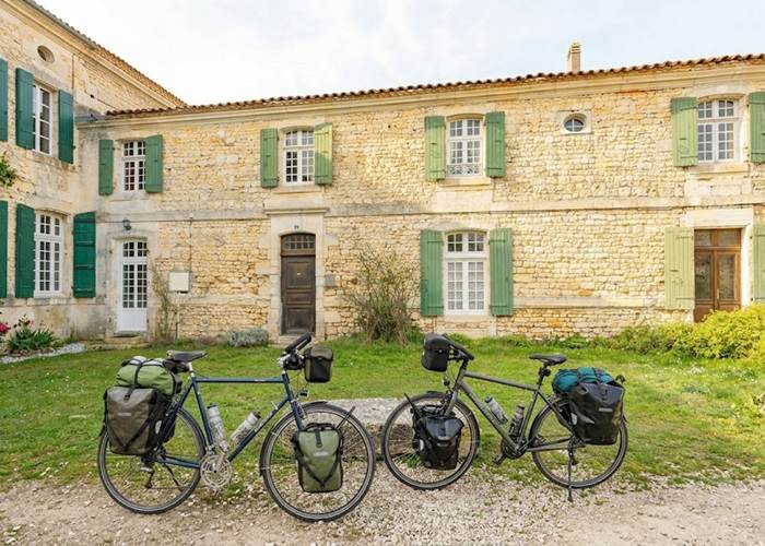 Étape vélo Vélodyssée à la Maison Garesché, Nieulle-sur-Seudre.