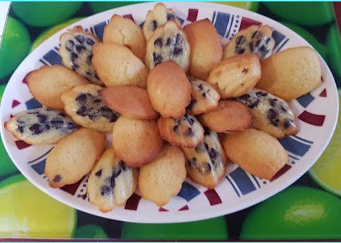 Madelaines natures ou aux pépites de chocolat : Fait maison par Valérie