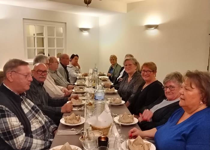 Table d'hôtes conviviale à l'occasion des fêtes de fin d'année