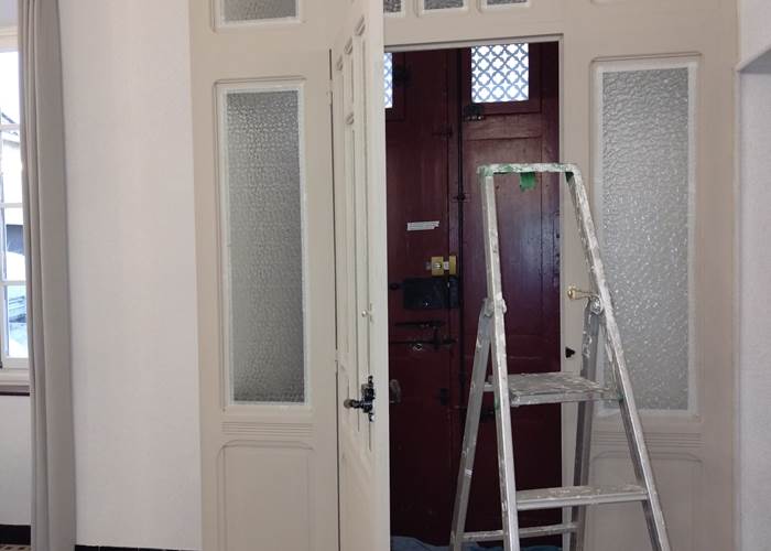 On embellit notre salon d'entrée