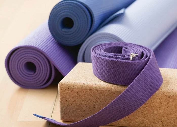 Tapis : caoutchouc naturel Briques : liège-news